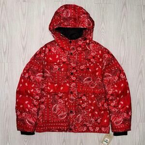 Levi’s Red Paisley Puffer Jacket Size Mens Large Brand New With Tags